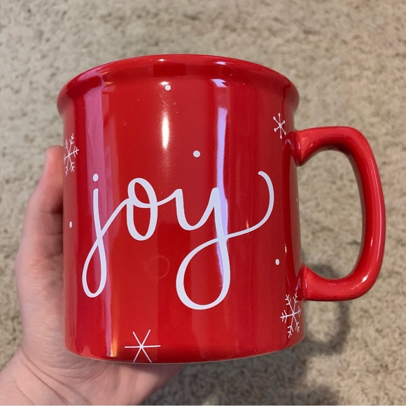 Joy Christmas snowflake mug - Picture 3 of 5